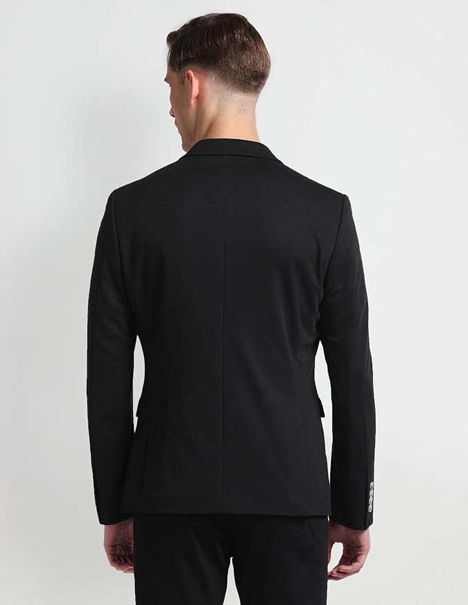 Men Solid Single Breasted Casual Blazer - Image 3